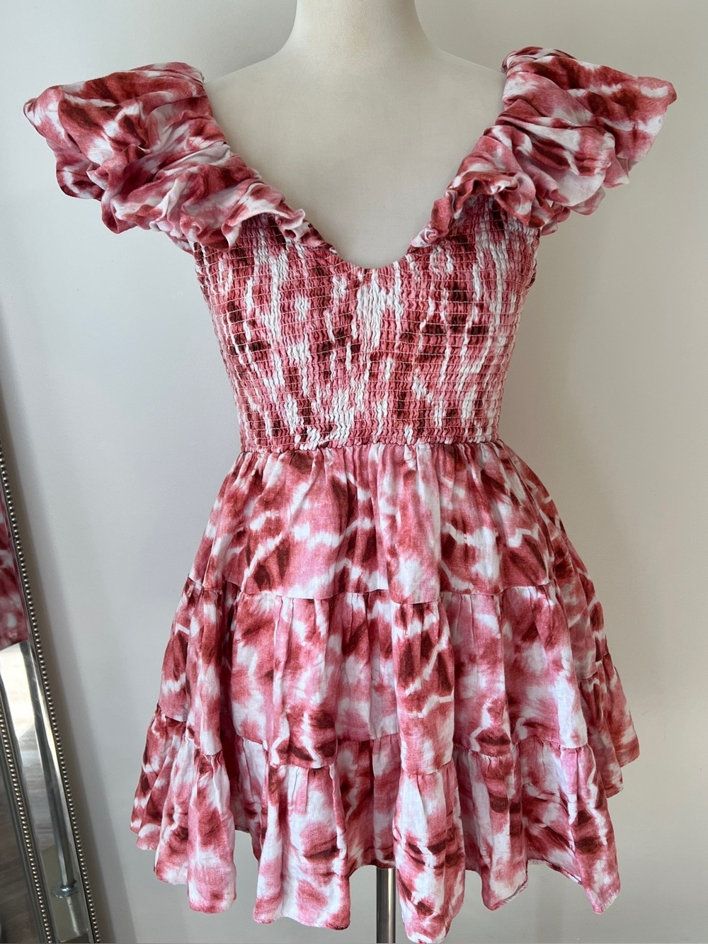 ELLIATT Pink Tie Dye Smocked Mini Dress Linen Blend Medium boho summer